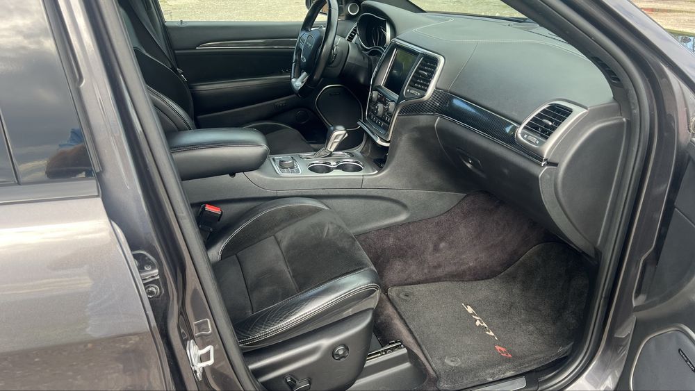 Jeep Grand Cherokee SRT 6.4 L