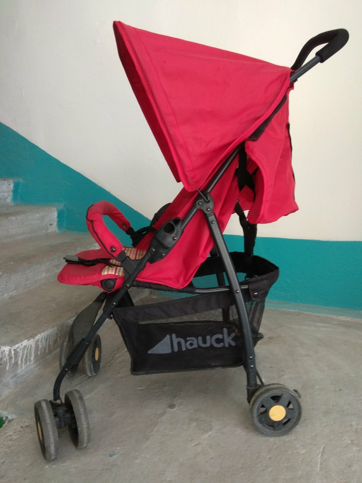 Детская коляска для прогулки hauck Disney sports очень лёгкая удобная