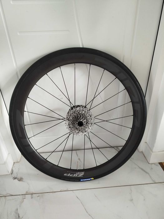 Koła karbonowe Zipp 303s