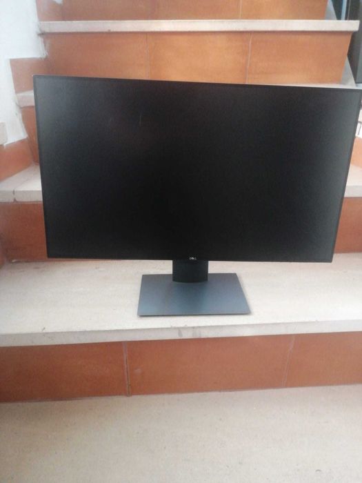 Monitor Dell UltraSharp U2419H – 24″ Full HD IPS – Excelente estado