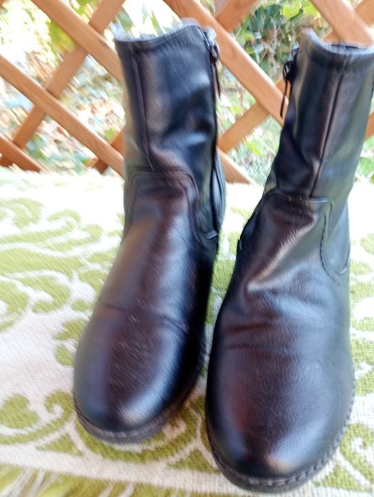 Krótkie kozaczki damskie skórzane czarne