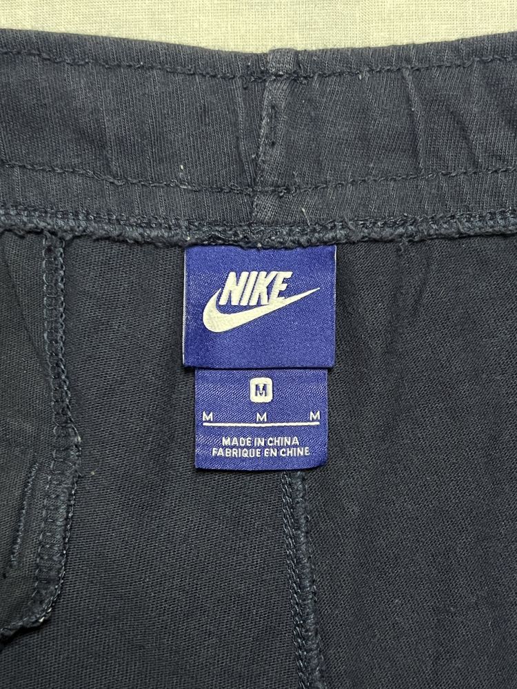 Базовые шорты Nike (темно синие) М размер