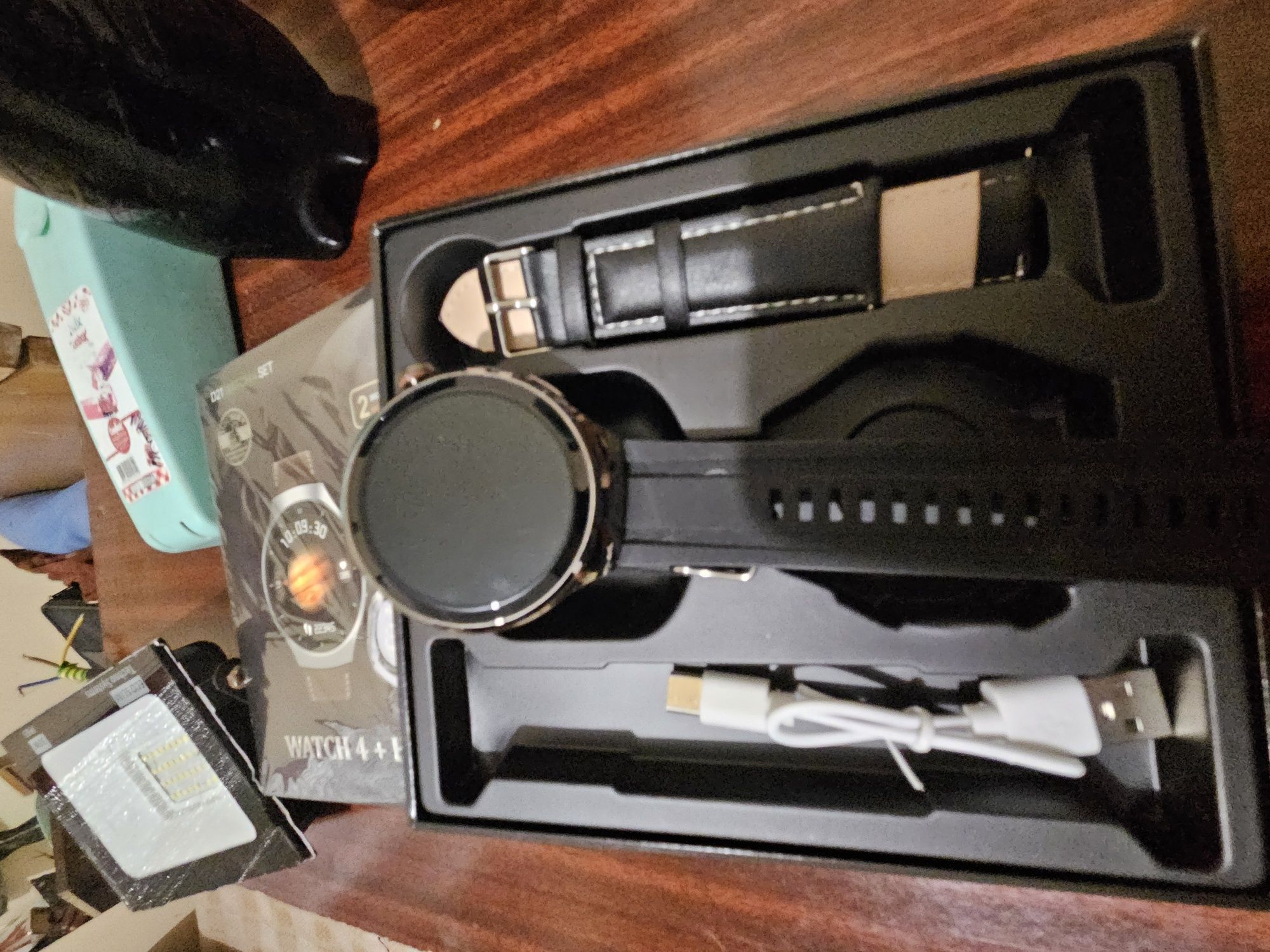 WATCH 4+,Годинник