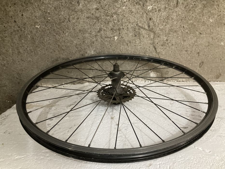 Sprzedam kola 26 przod i tyl.