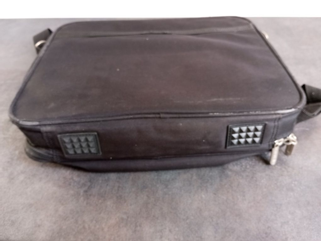Torba na laptopa Targus 40cmx31cm