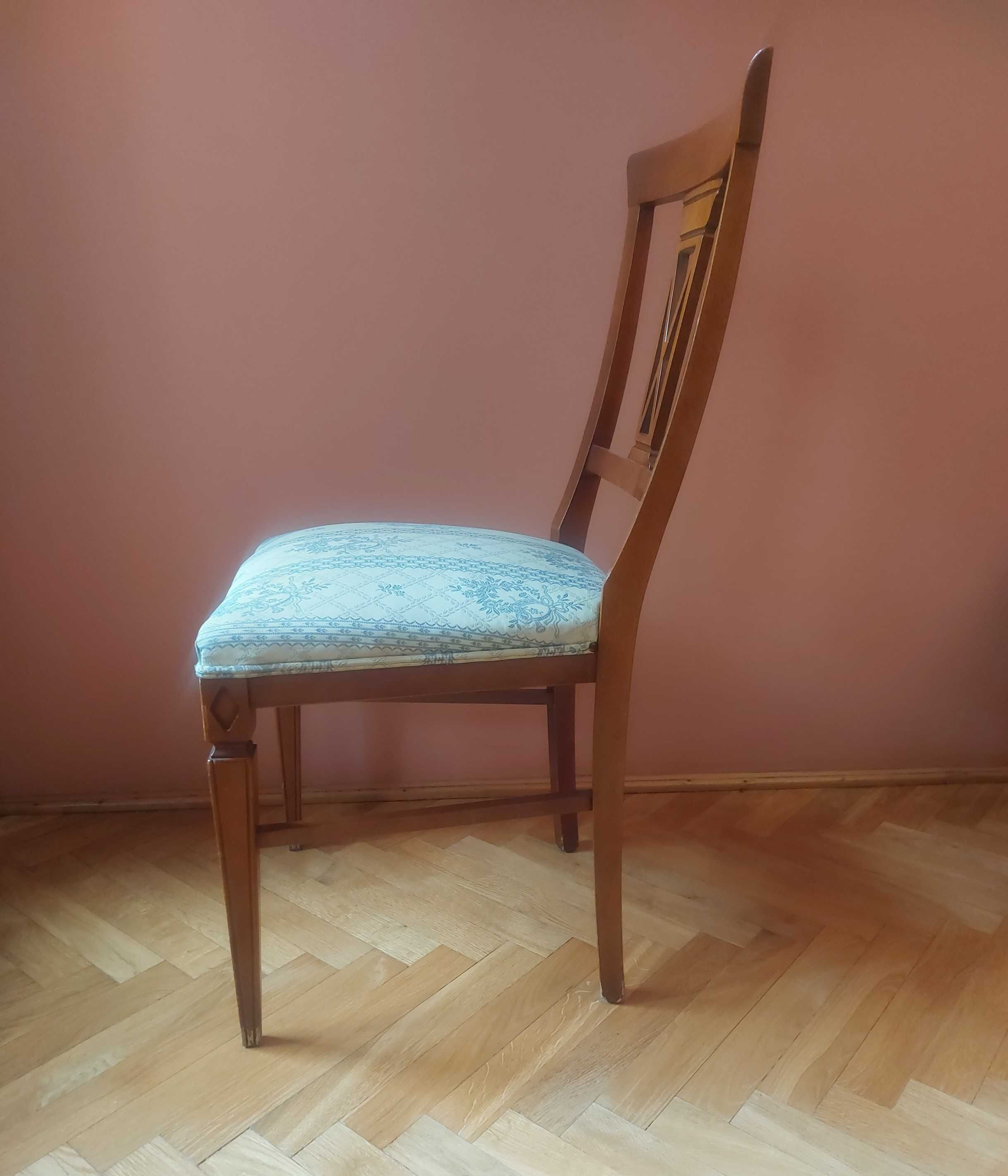 Stół włoski rozkładany i serwantka