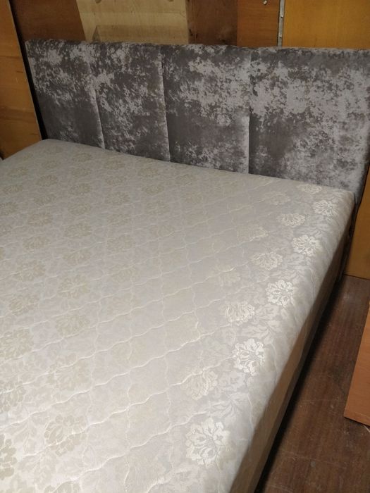 Ліжко нове  двоспальне з матрасом