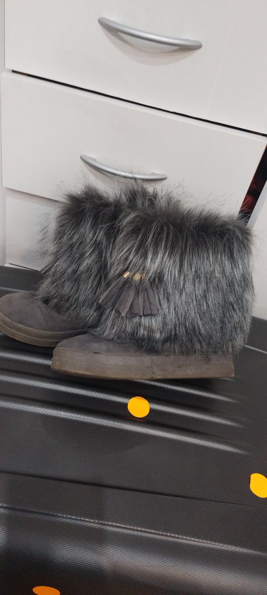 Buty botki śniegowece na narty w góry futerko ocieplane