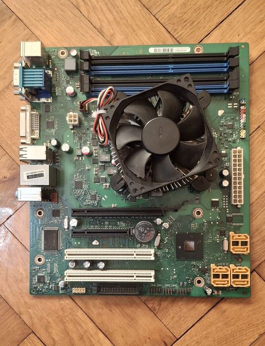 Материнка FUJITSU + CPU i5 750