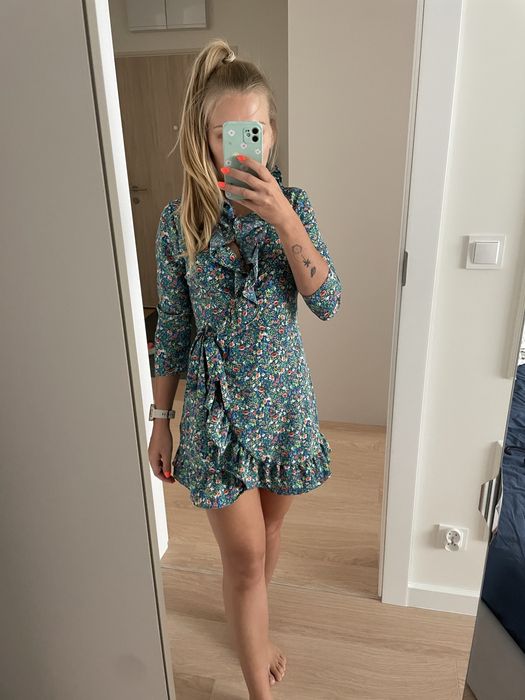 Nowa Sukienka w kwiaty z falbaną Topshop jak laurella S
