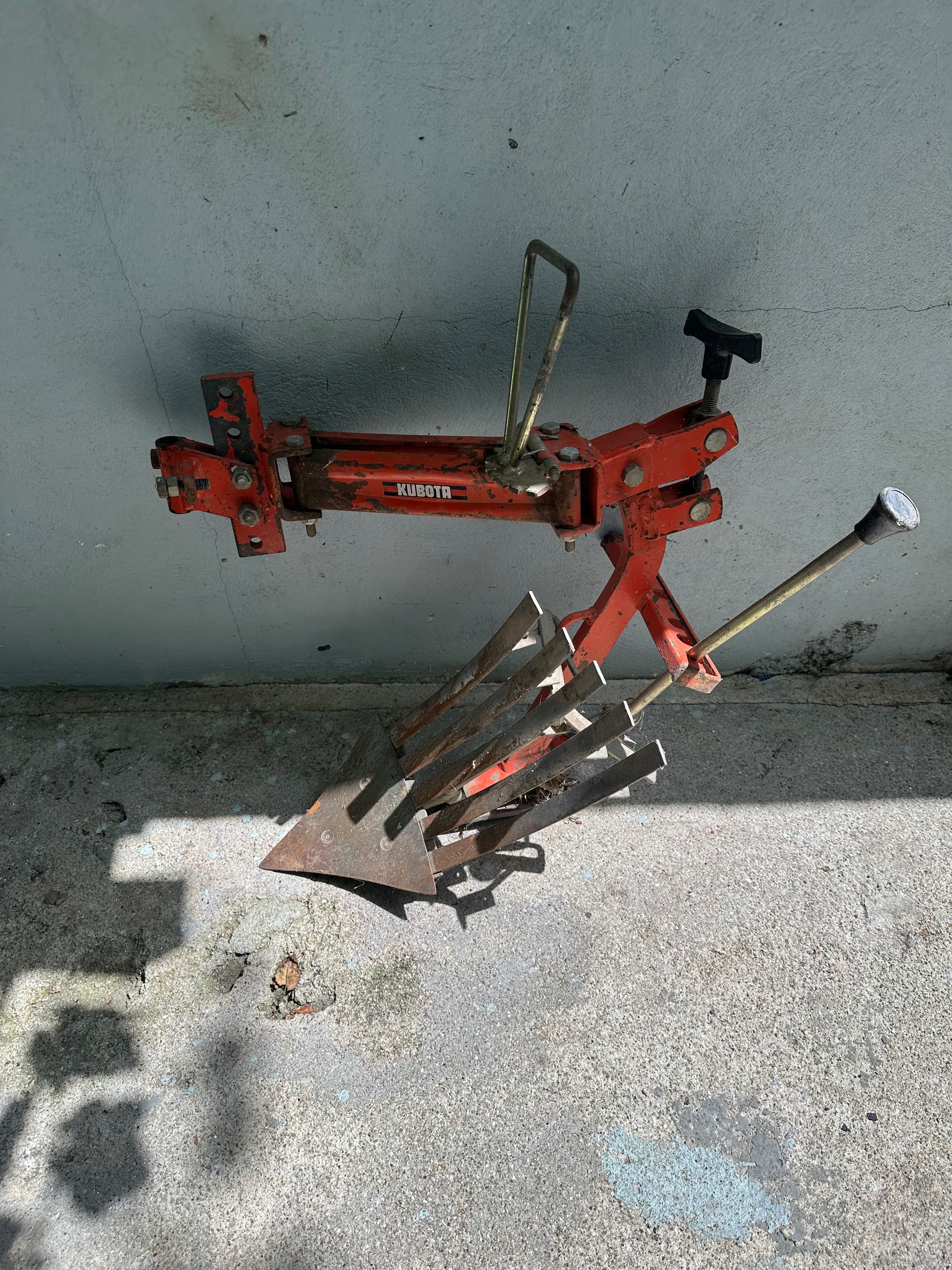 Motocultivador Kubota
