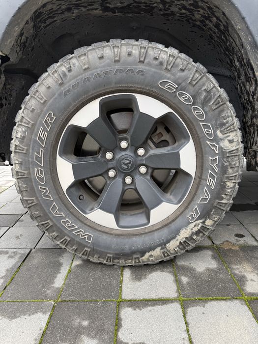 Opony Goodyear Wrangler Duratrac M+S 275/70 R18