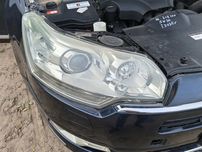 Lampa reflektor xenon prawy przód citroen C5 x7 III Europa