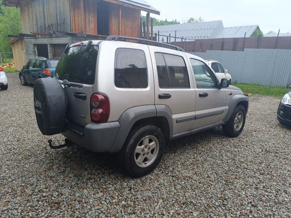 Jeep Cherokee KJ 2.8 diese CRD limitetl automat