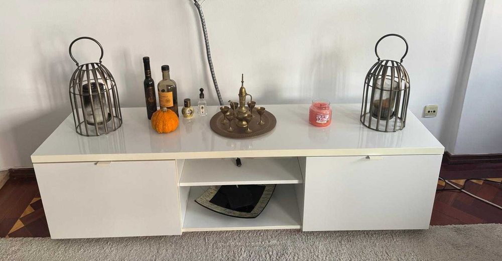 Mesa de TV - só levantar