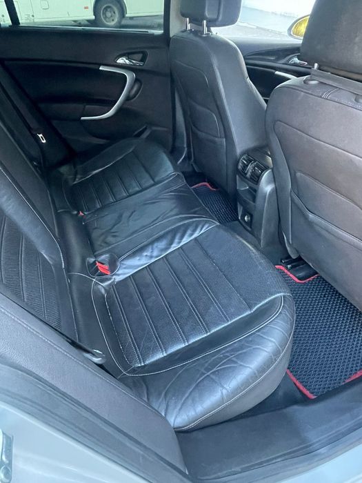 Автомобіль Opel Insignia