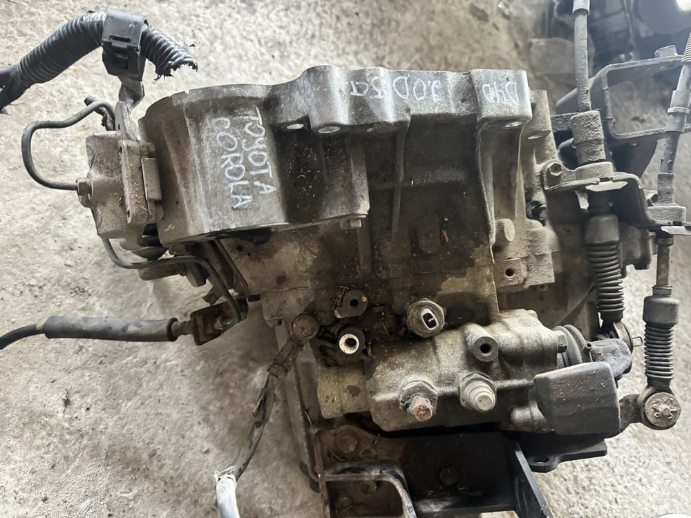 Кпп коробка передач toyota corolla verso 2.0 d4d 5ступка avensis t25