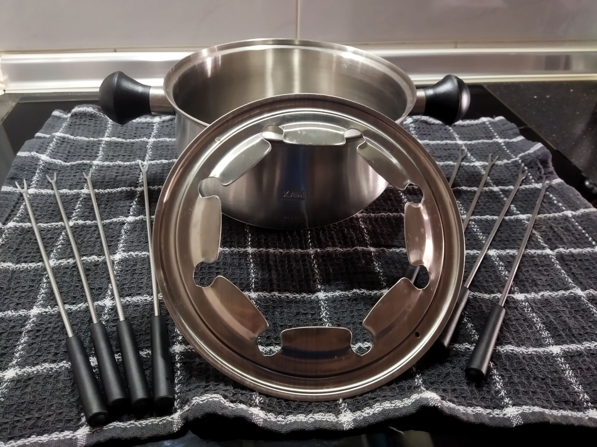 Fondue da Tristar FO-1100 elétrico