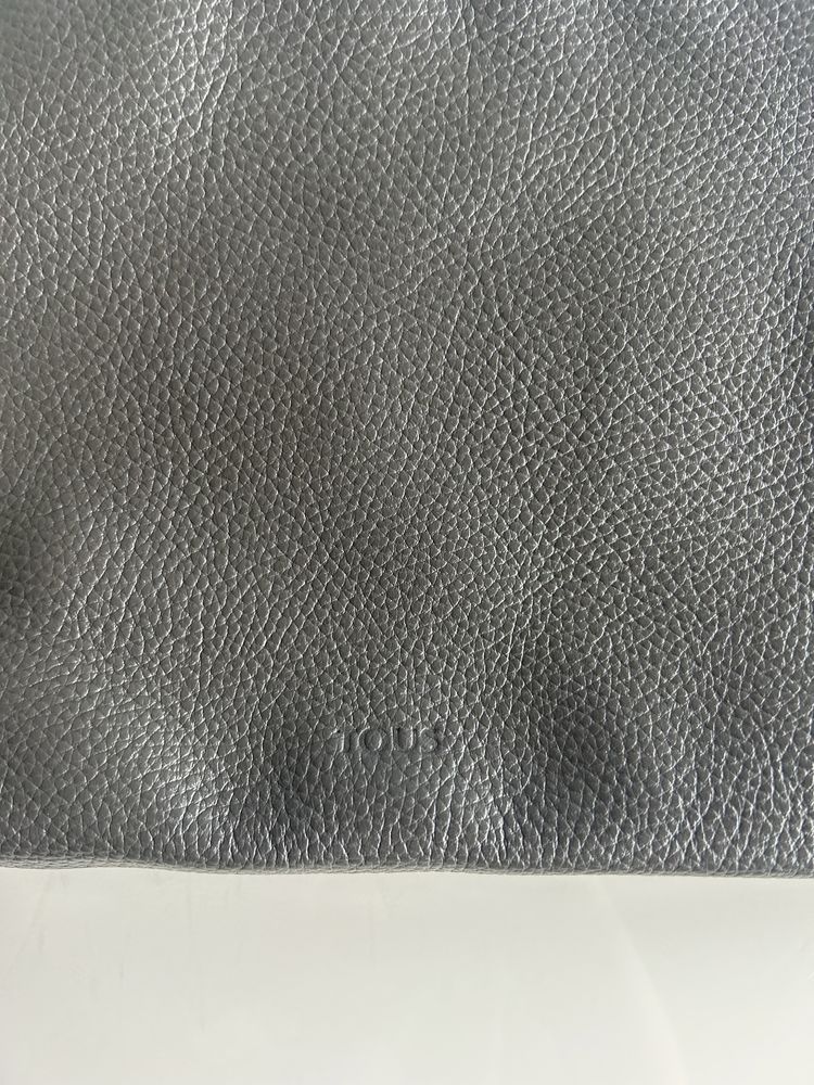 Nowa torebka kopertówka Tous Arisa Grey Stone, skóra naturalna