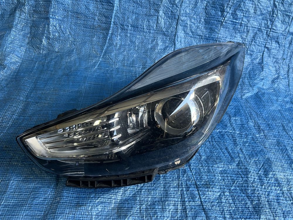 Lampa przednia lewa  hyundai ix20 LIFT ix 20