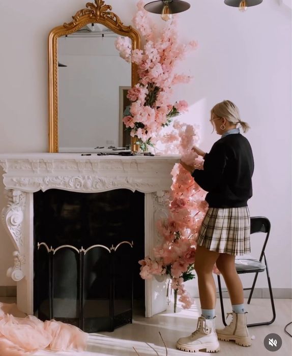 Камін декоративний поліуретановий з молдингів