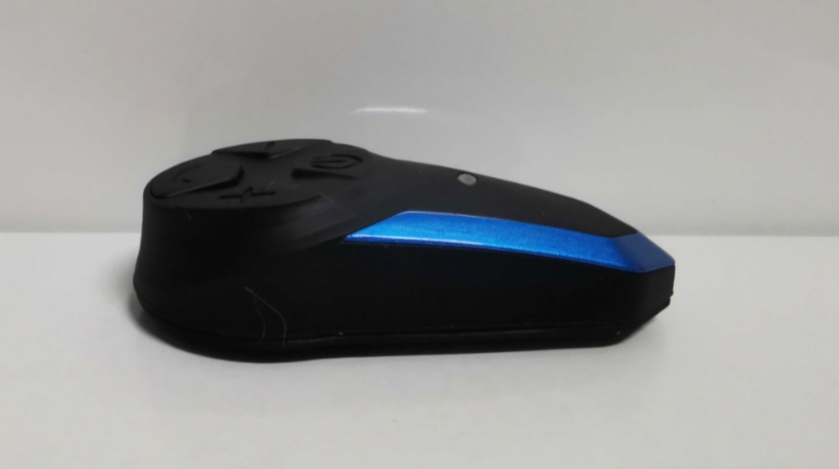 Auriculares/intercomunicadores Bluetooth/ FM /Capacete/Motard (NOVOS)