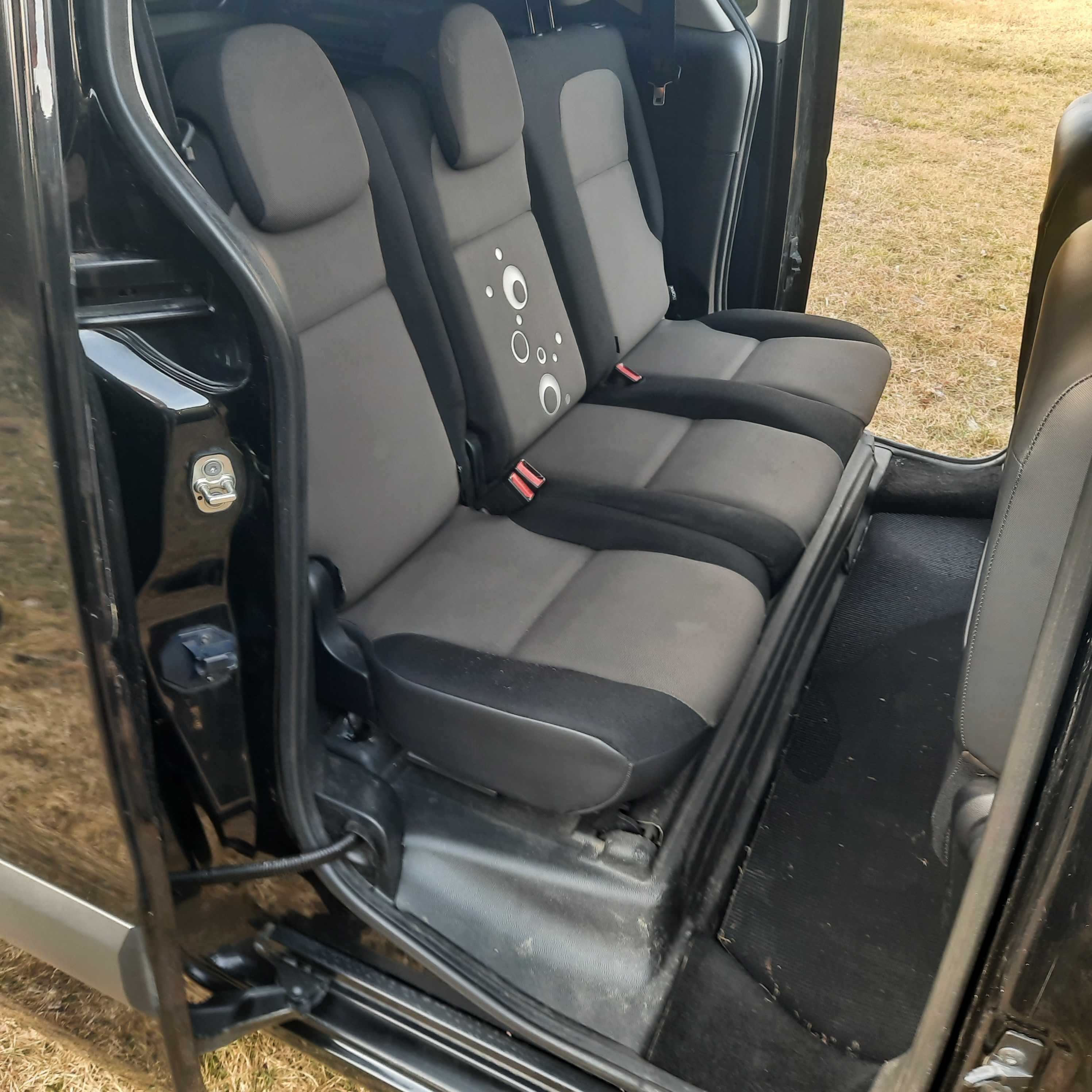 Berlingo  1.6 hdi 2014 r  Multispace - Bezwypadkowy-Po Lift