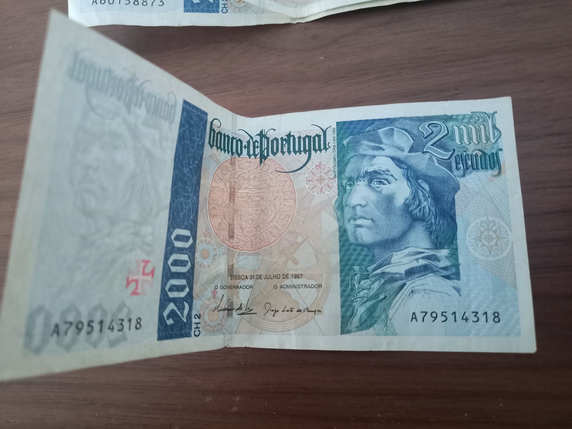 Notas de 2000 escudos