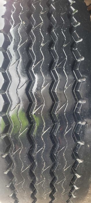 Bridgestone r 168 naczepa wys bieżnika 95% 385 65
