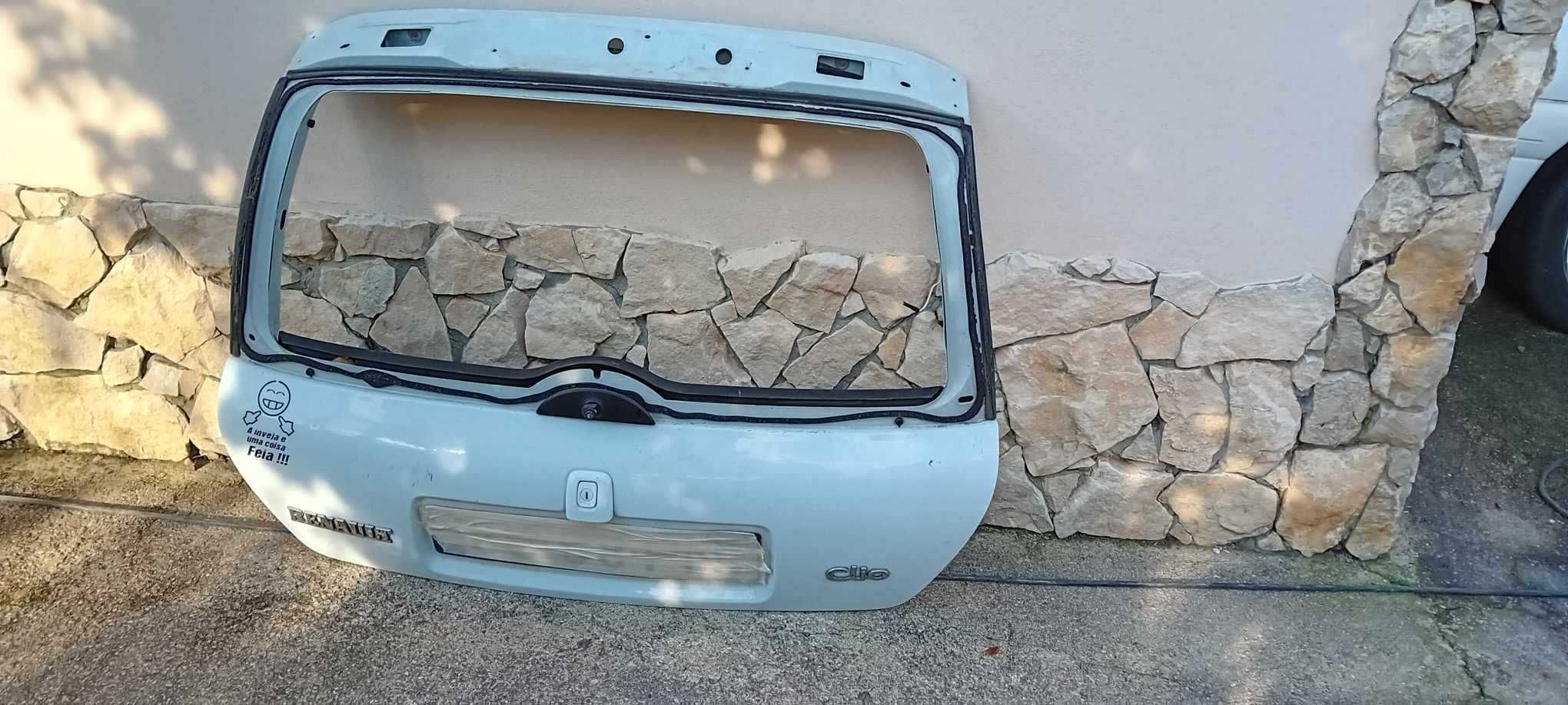 Vendo porta mala Clio II