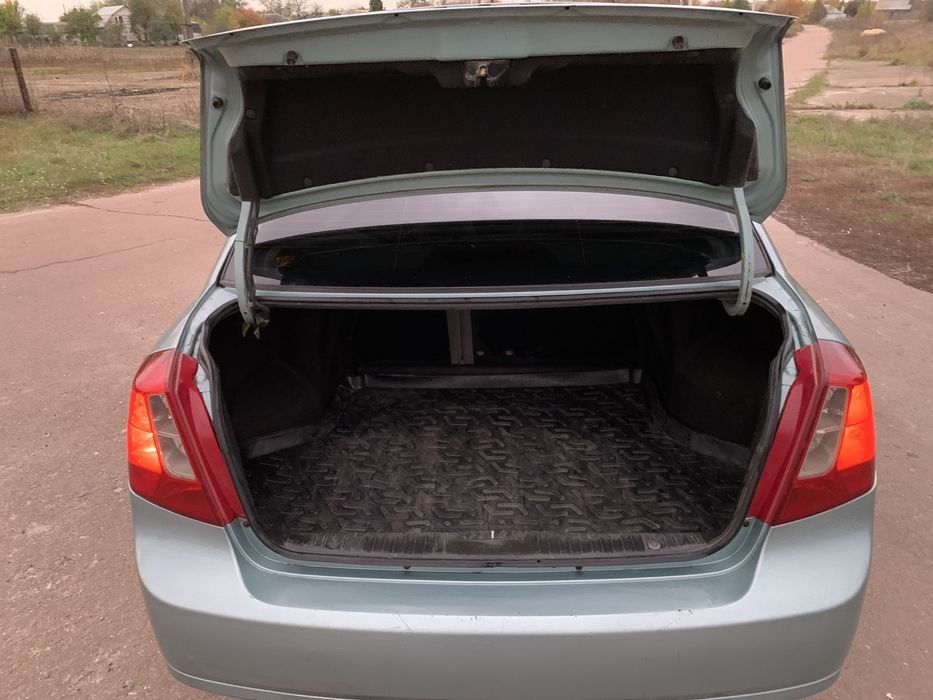 Продам Chevrolet Lacetti 1.8 SX