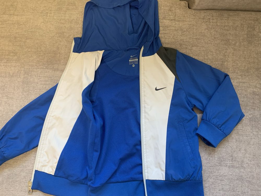 Casaco Nike 3/4 anos