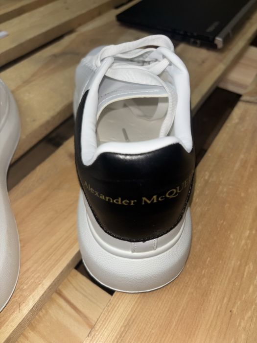 Alexander mcqueen n43