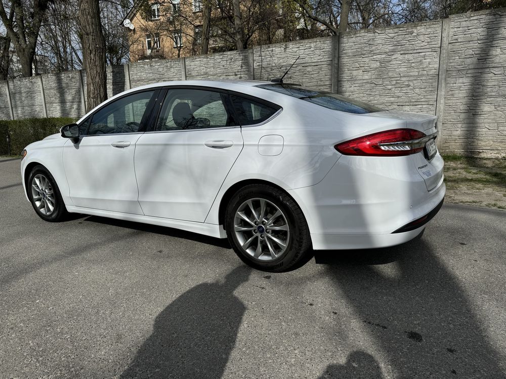 Ford Fusion 2017