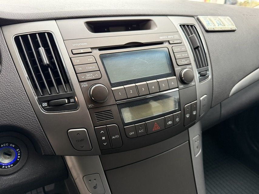 Продам Hyndai Sonata 2.0i automat 2008