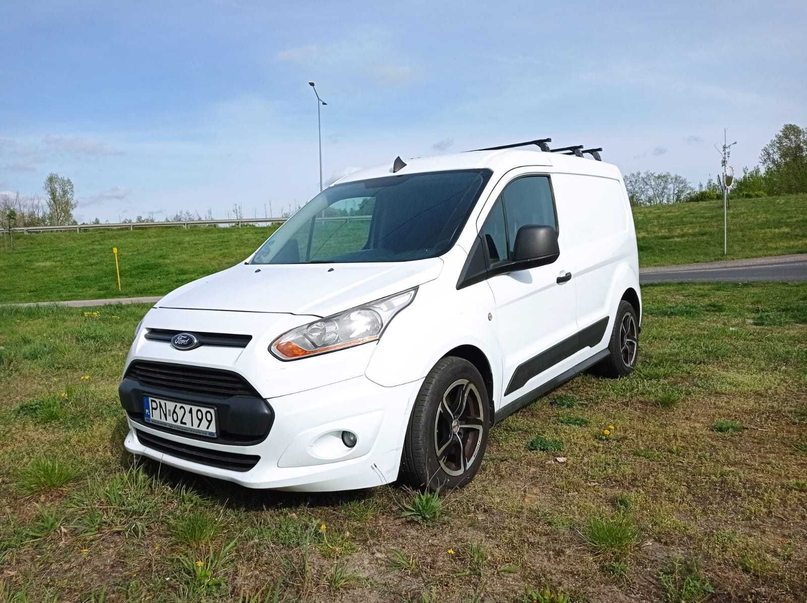 Ford Transit Connect z kompletem kół