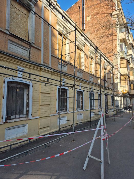 Ремонт дахів і будинків у Харкові та області за еВідновленням!