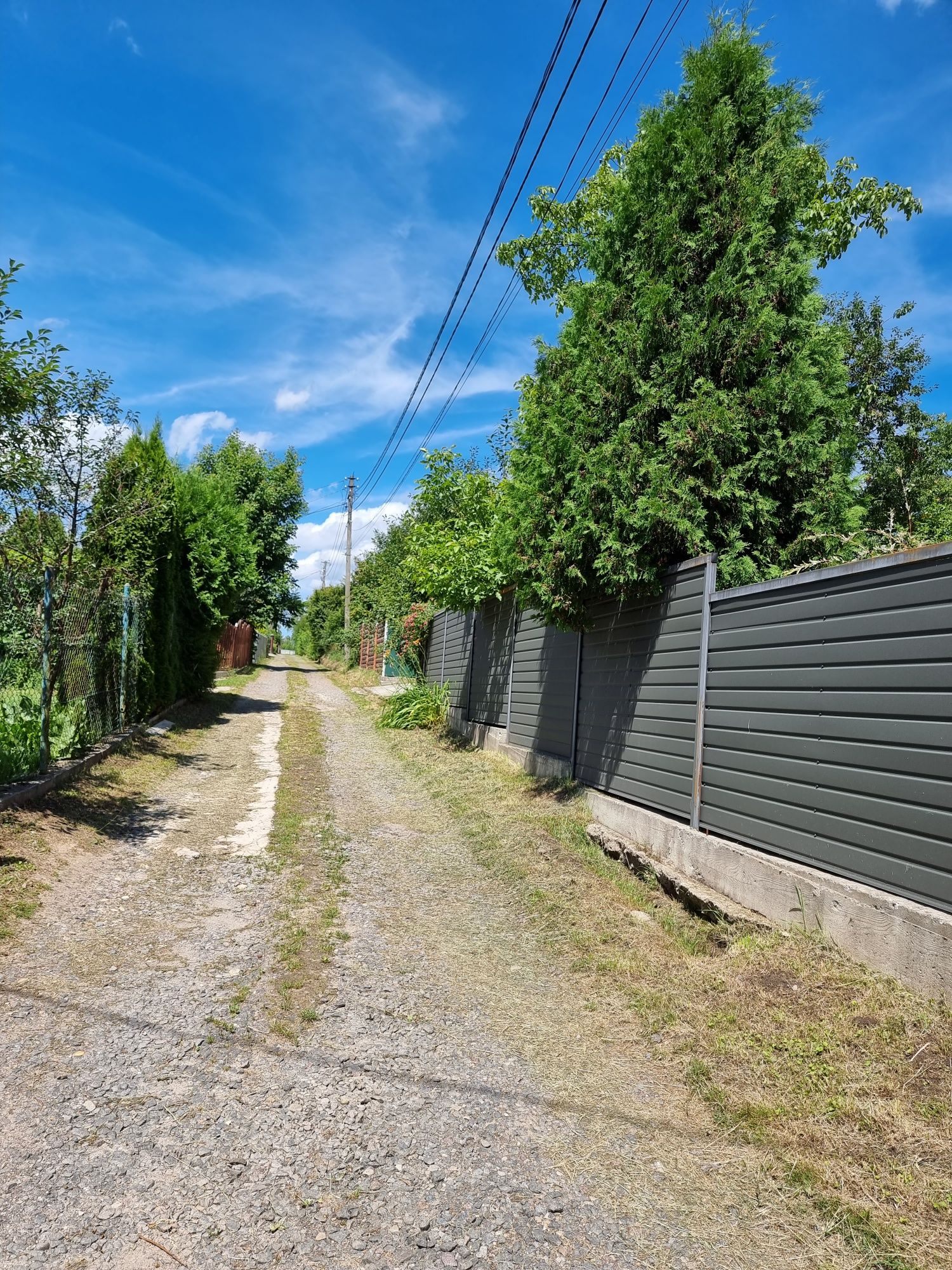 Продається 2-х поверховий будинок 10км від Львова село Липники