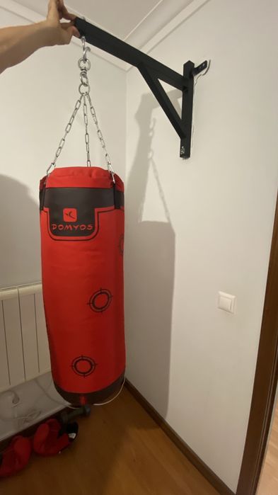 Saco box (90cm) + Suporte parede + Par luvas