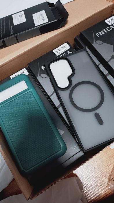 Sprzedam 8 case do pixela 8 i 4 do s24 ultra