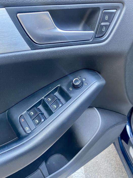 Автомобіль Audi Q5 Sportback 3.0 TDI S Line