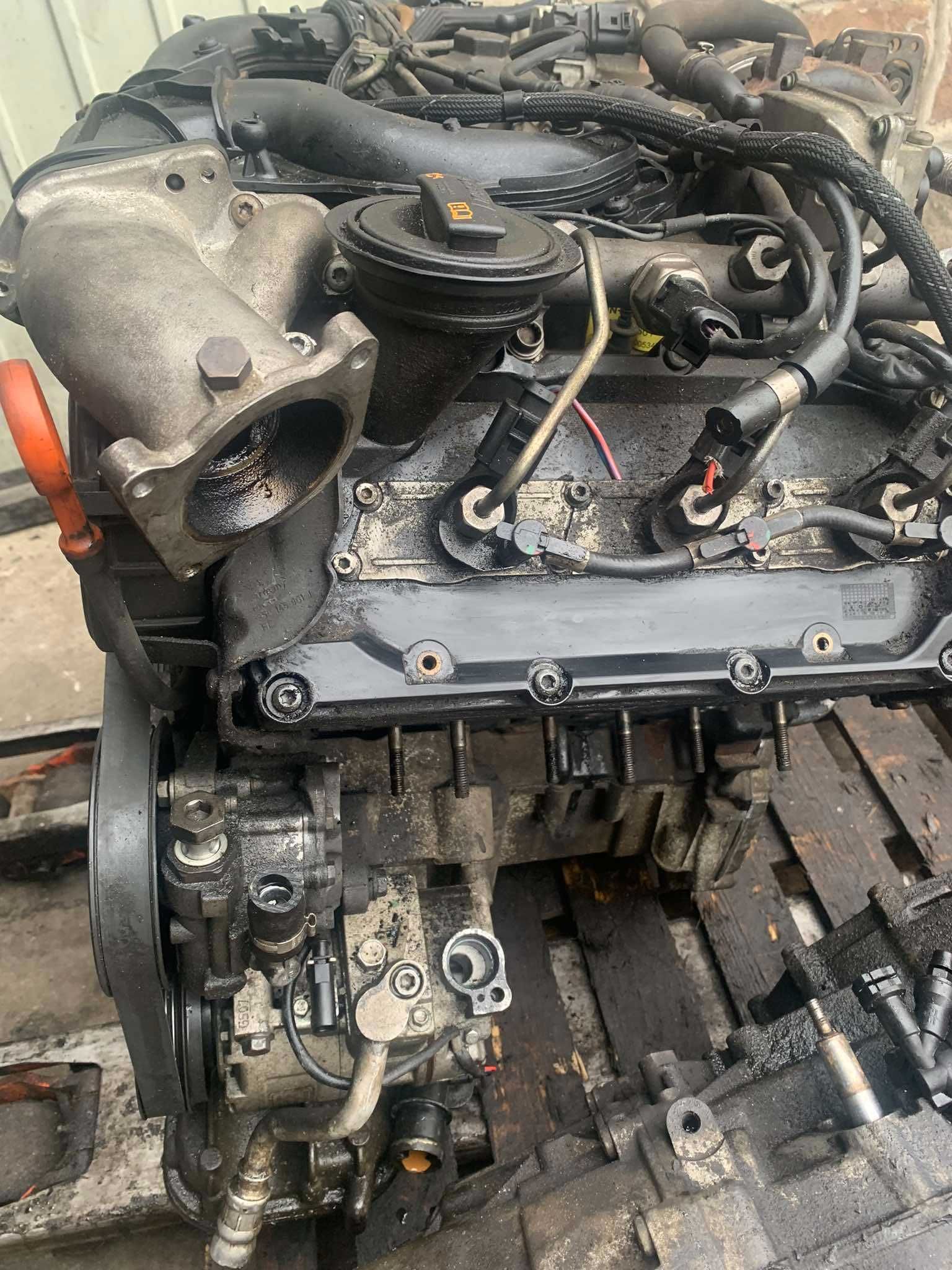 silnik kompletny z osprzętem audi a6 c6 2.7 TDI sprawny BPP gwarancja