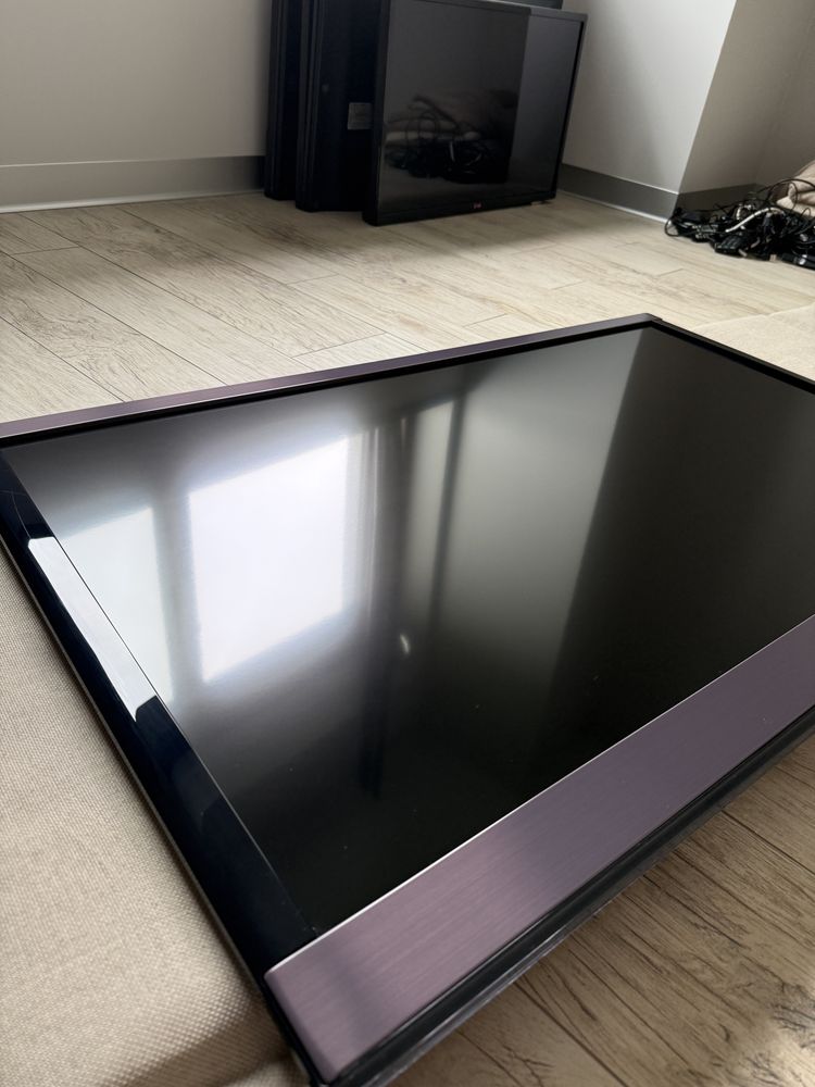Telewizor TV 42” cale LG 42LV570S