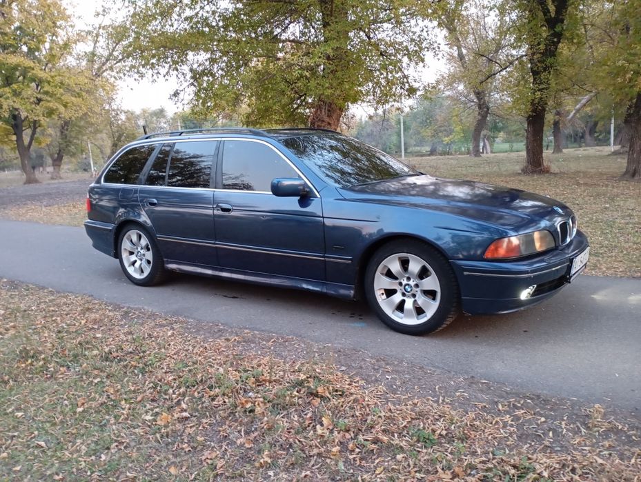 Продам Е39 туринг