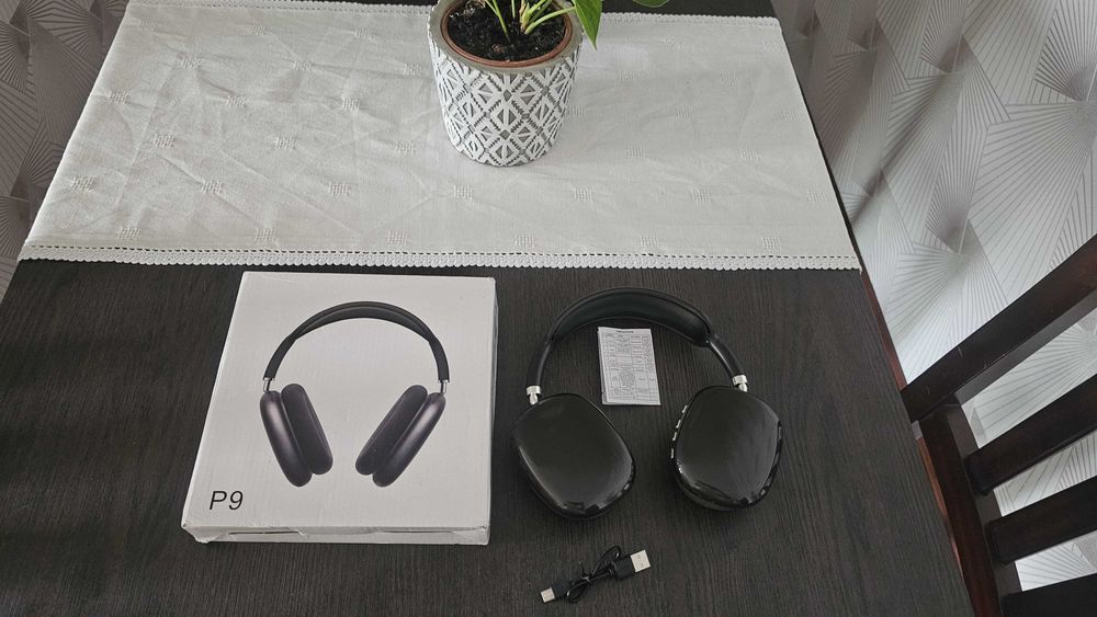 Headphones auscultadores Bluetooth NOVOS