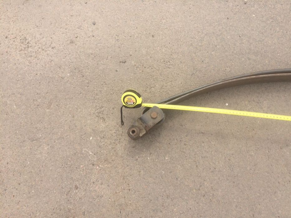 Ресора до мерседеса.листи підкорінніБак для бортового мерседеса. Шквор