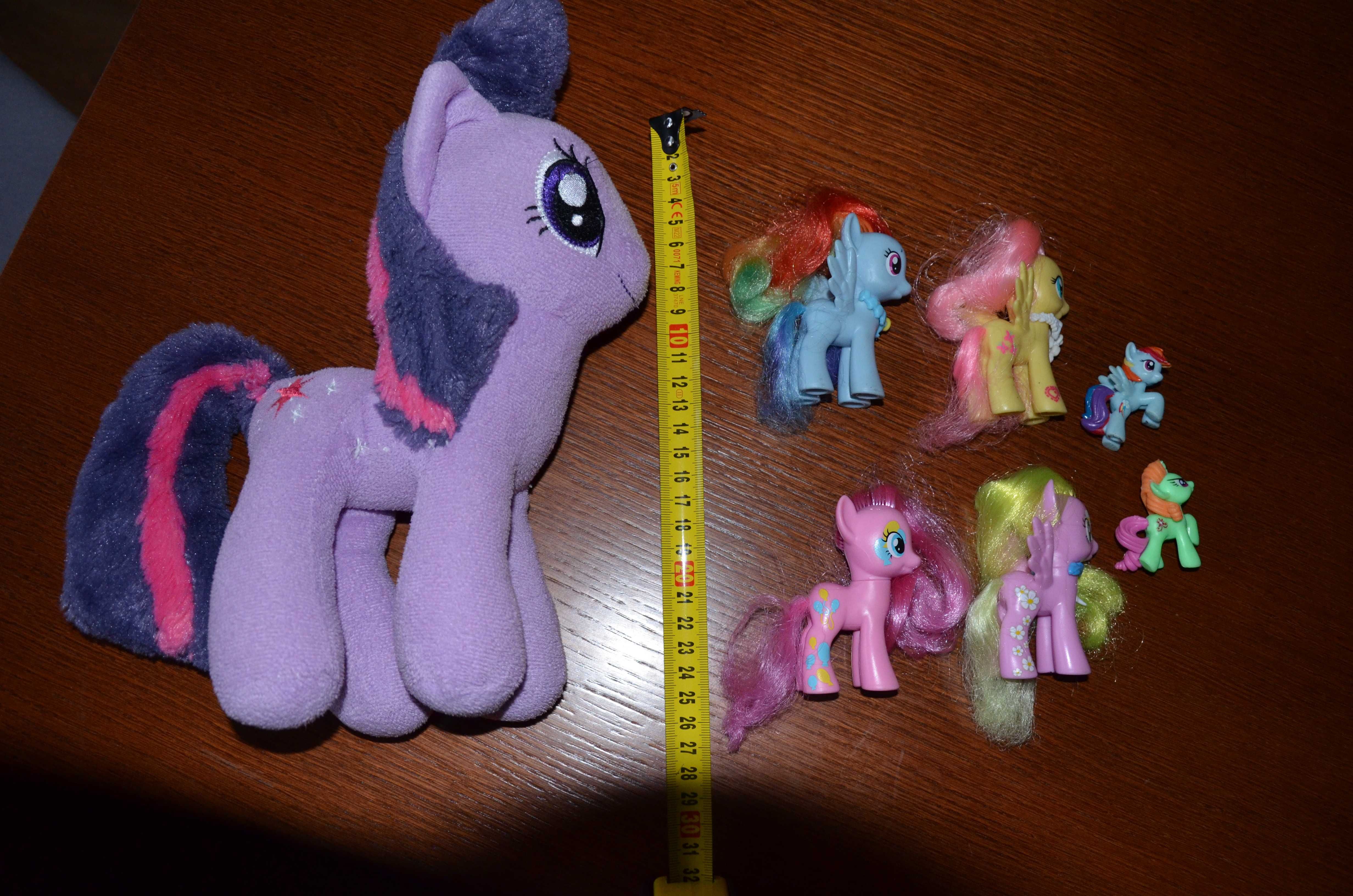 Super zestaw My Little Pony = książka + puzzle + figurki + maskotka