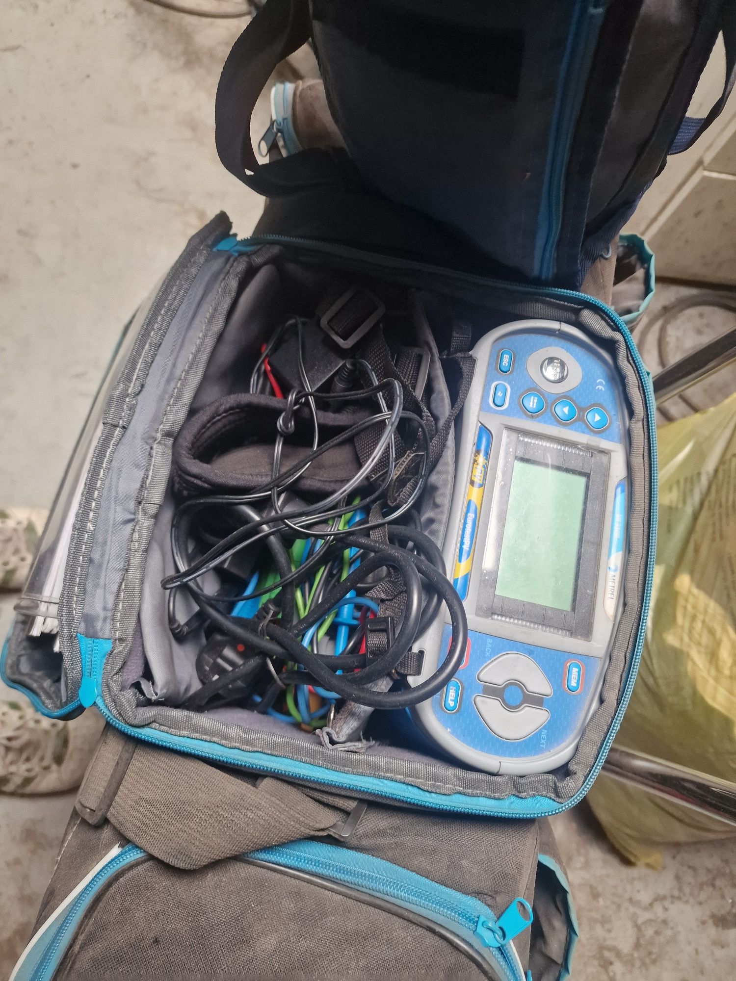 Miernik instalacji Metrel Eurotest PV MI3108 PS z sondami uziemienia