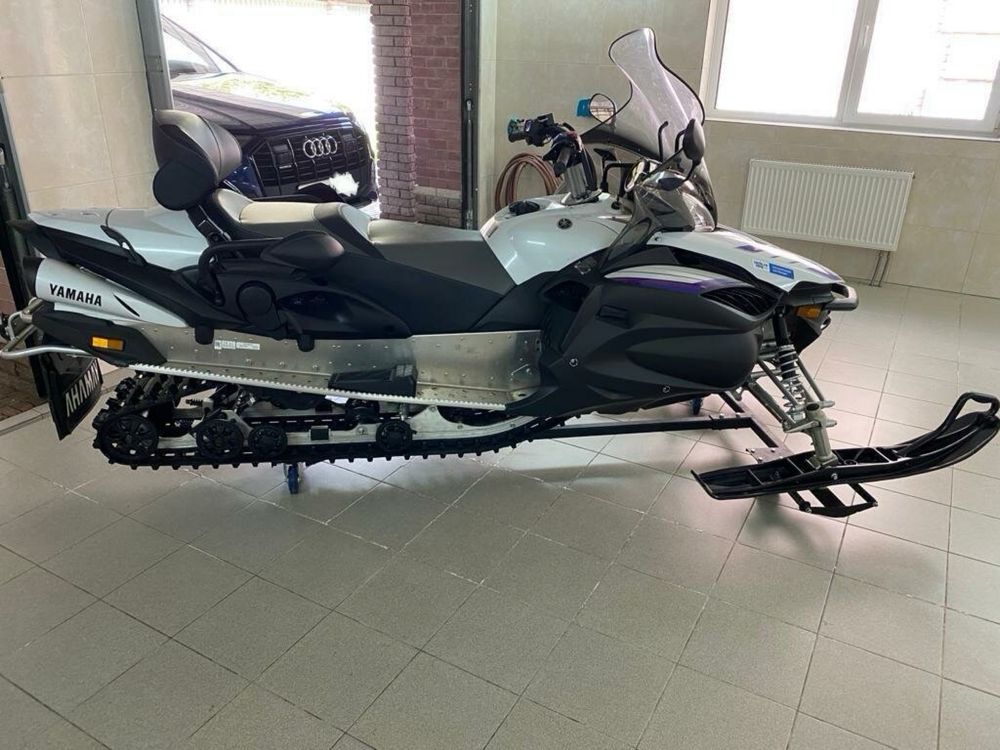 Снігохід Yamaha RS Venture TF 2016