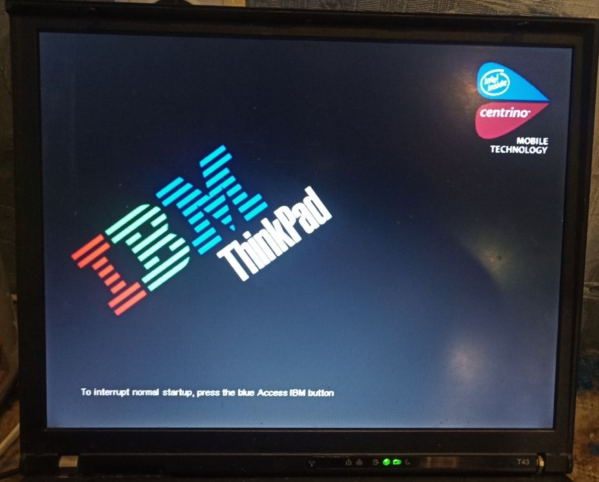 ноутбук на запчасти,(iвм~2668~44~drivers~windows~7)+зарядка.